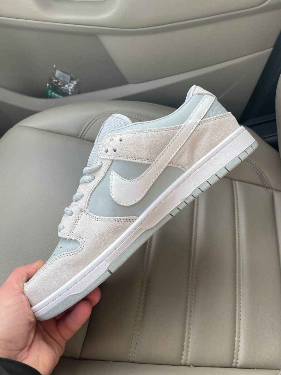 https://neoncross.com.ua/product/krossovky-nike-dunk-low-sb-summit-white/